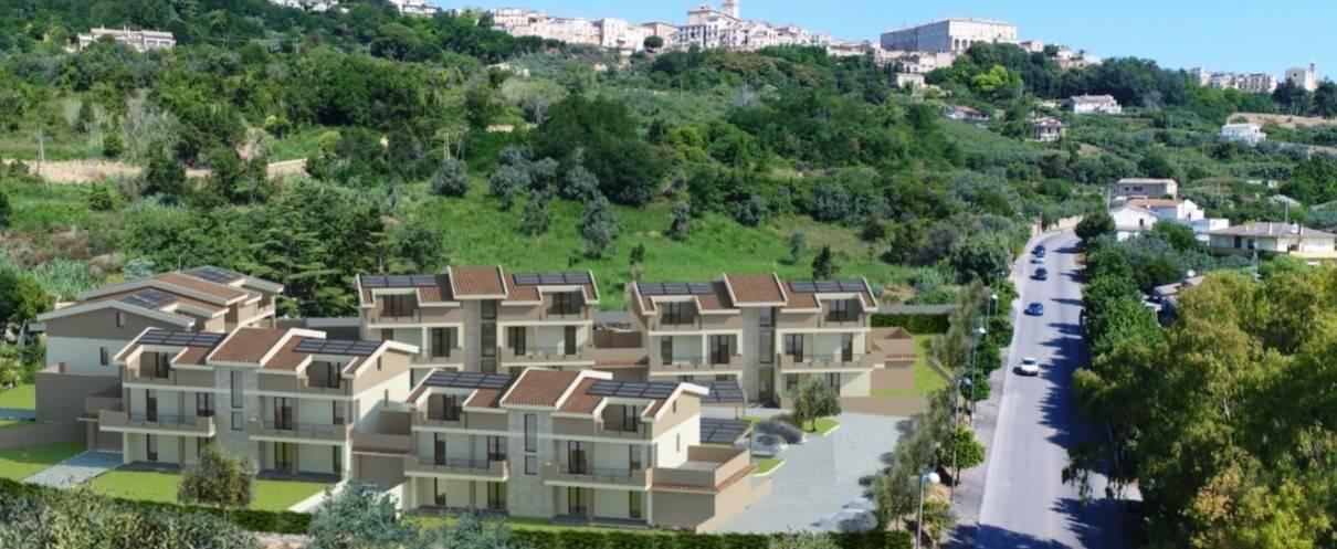 3 rooms Apartment in Vasto, Italy No. 39414