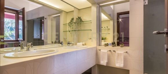 Villa de 12 habitaciónes en Quartu Sant'Elena, Italy No. 41270 25