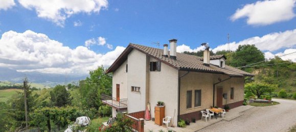 Дом с 3 спальнями в Форче, Италия № 162505 18