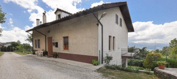 Дом с 3 спальнями в Форче, Италия № 162505 6