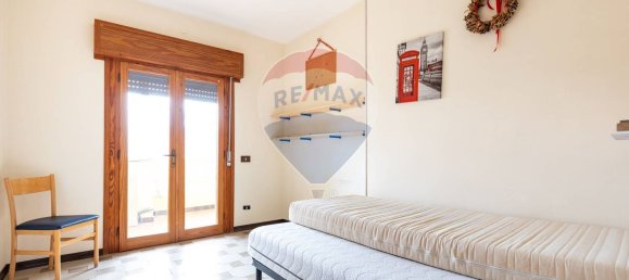4 rooms Apartment in Assemini, Italy No. 54475 6