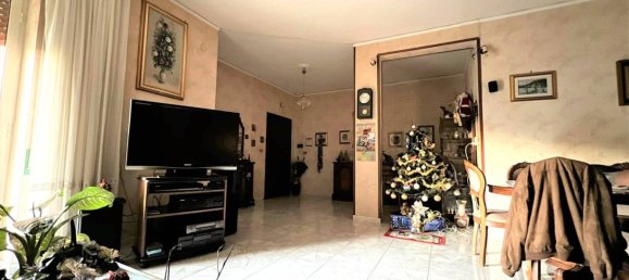 3 bedrooms Apartment in Marano di Napoli, Italy No. 207330 8