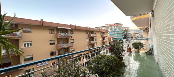 3 bedrooms Apartment in Marano di Napoli, Italy No. 207330 5