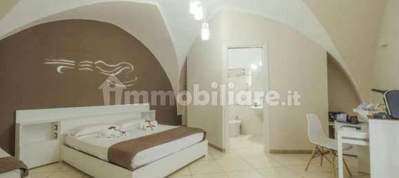 Отель, гостиница с 5 комнатами в Gallipoli, Италия № 272220 15