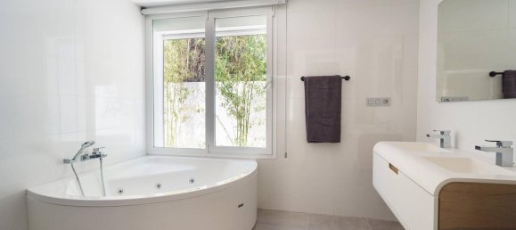 Villa de 6 dormitorios en Marbella, Spain No. 80844 17