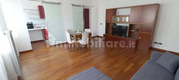 3 bedrooms Apartment in Rome, Italy No. 304703 7