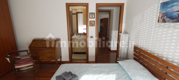 3 bedrooms Apartment in Rome, Italy No. 304703 24