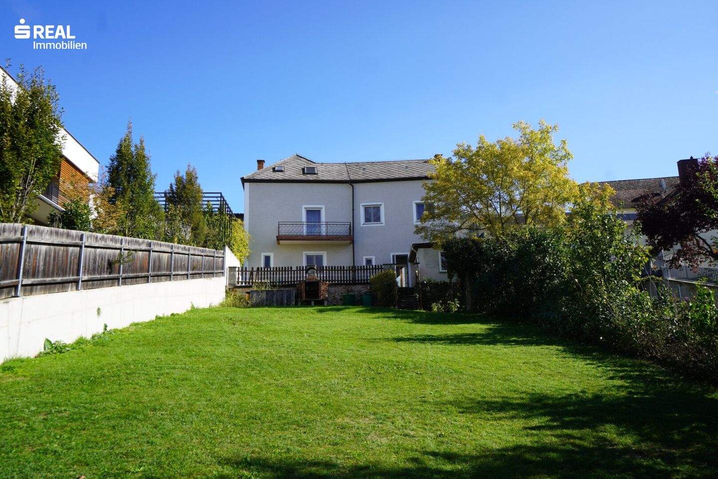 Земельный участок с 11 комнатами в Хорн, Австрия № 163924