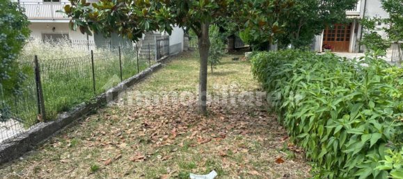 2 bedrooms House in Caramanico Terme, Italy No. 291273 4