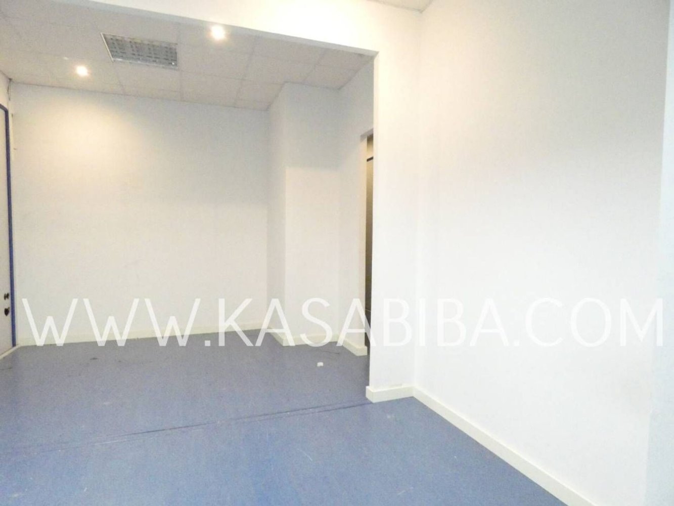Gewerbliche Immobilie in Valencia, Spain 161m², Nr. 72005