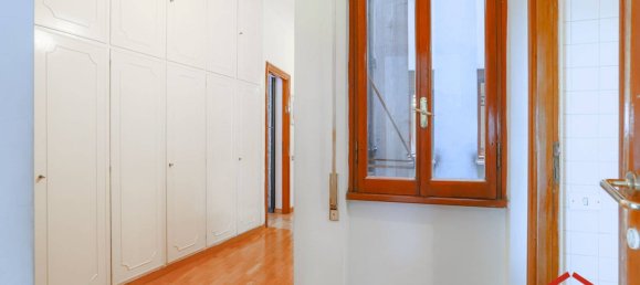 5 bedrooms Apartment in Rome, Italy No. 338471 19