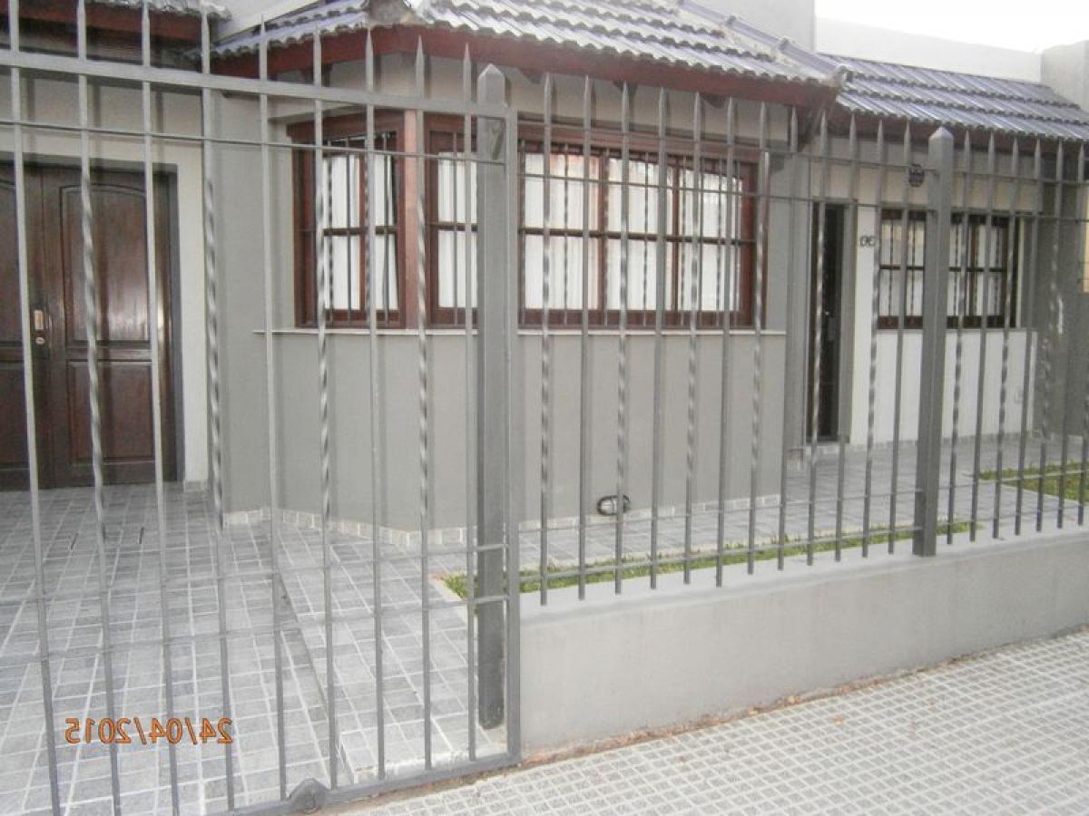 3 bedrooms House in Cordoba, Argentina No. 10660