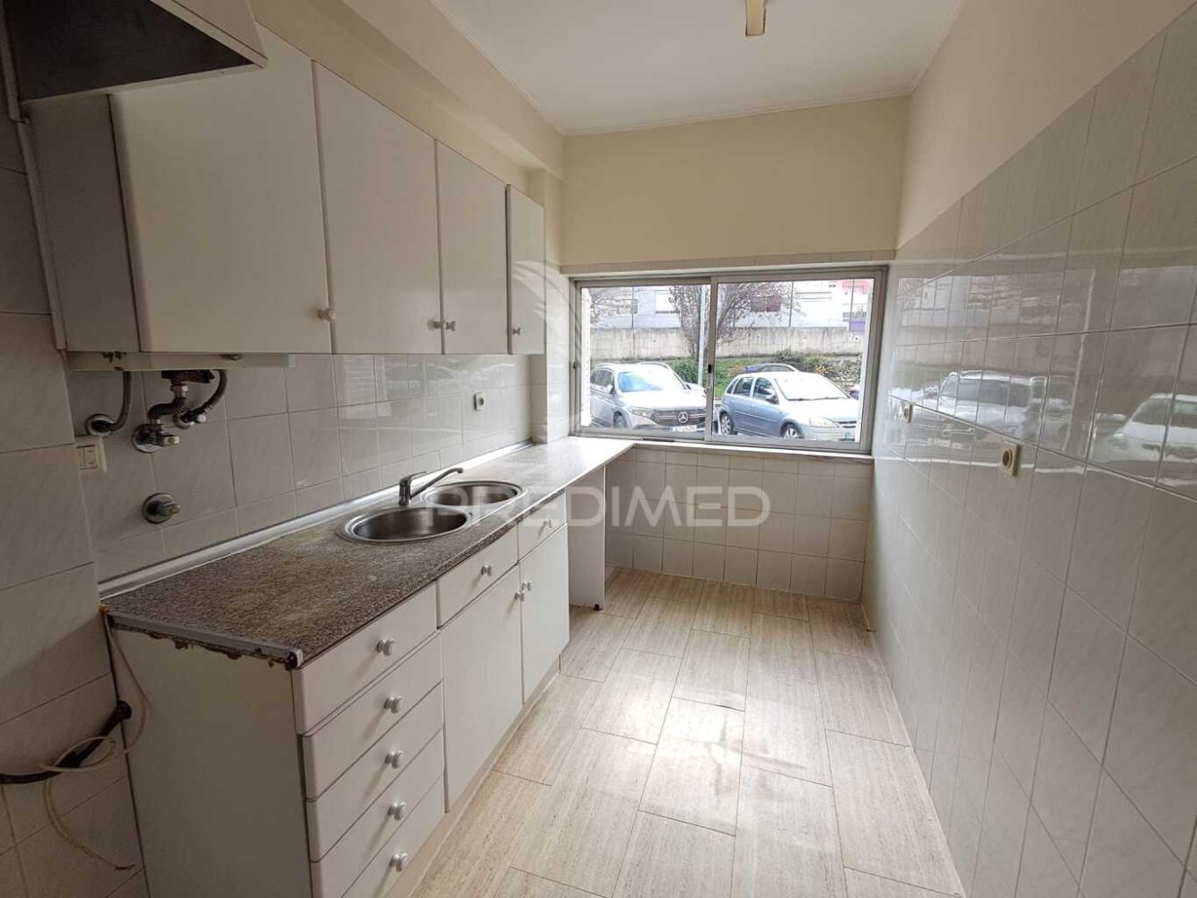 3 Schlafzimmer Wohnung in Loures, Portugal, Nr. 93488