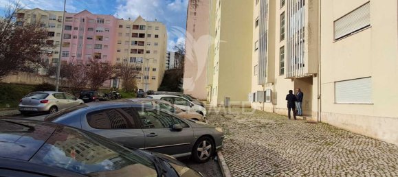 3 Schlafzimmer Wohnung in Loures, Portugal, Nr. 93488 20