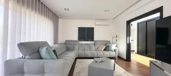 3 bedrooms House in Cascais, Portugal No. 180278 7