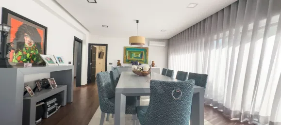 3 bedrooms House in Cascais, Portugal No. 180278 2