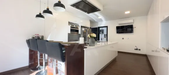 3 bedrooms House in Cascais, Portugal No. 180278 12