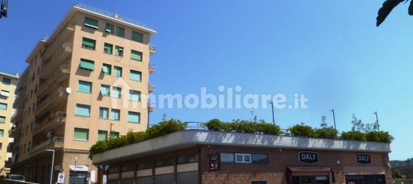 2 Schlafzimmer Wohnung in Genoa, Italy, Nr. 85475 17