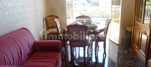 2 Schlafzimmer Wohnung in Genoa, Italy, Nr. 85475 8