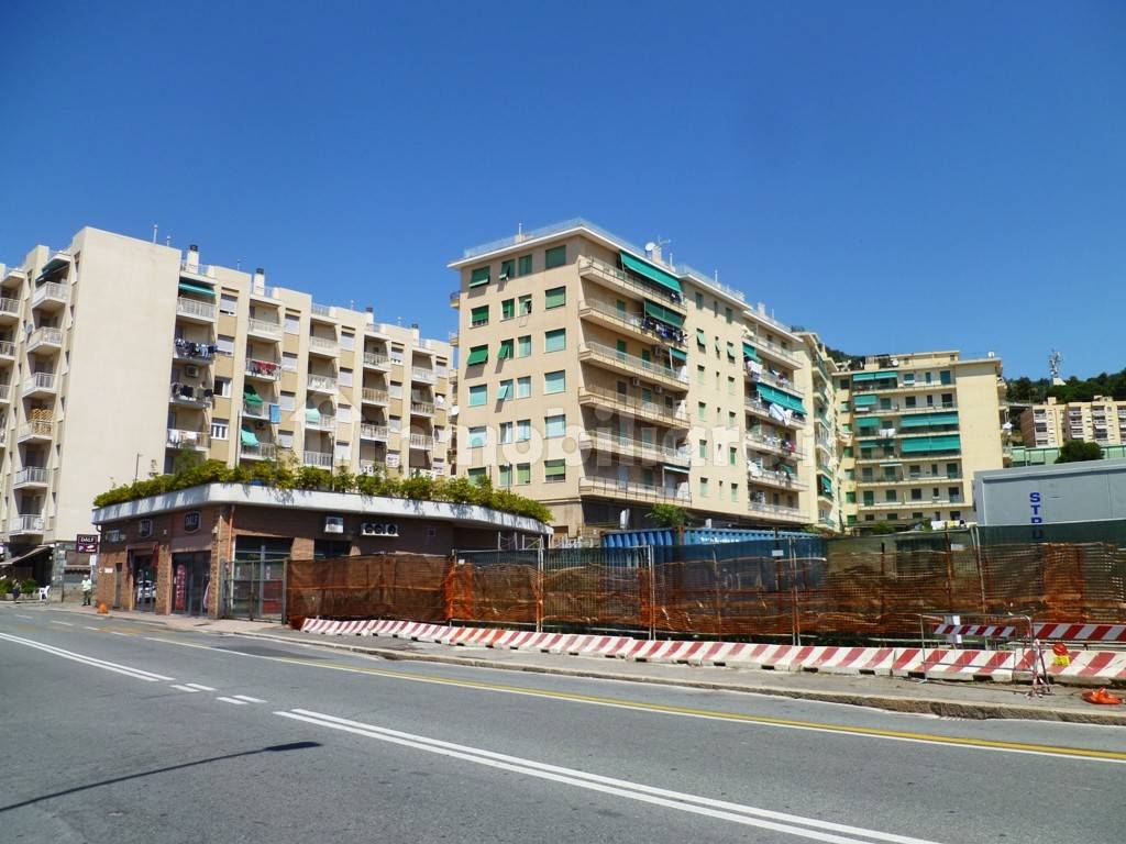 2 bedrooms Apartment in Genoa, Italy No. 85475