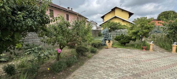 Дом с 6 комнатами в Мотта де Конти, Италия № 158540 32