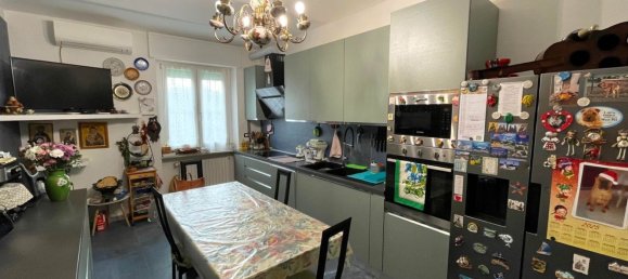 Дом с 6 комнатами в Мотта де Конти, Италия № 158540 5