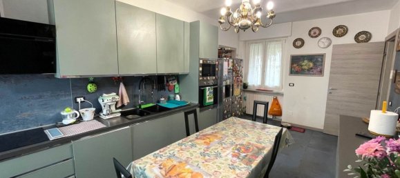 Дом с 6 комнатами в Мотта де Конти, Италия № 158540 22