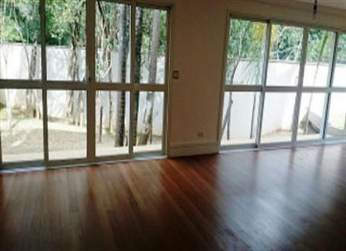 4 bedrooms House in Sao Paulo, Brazil No. 543276