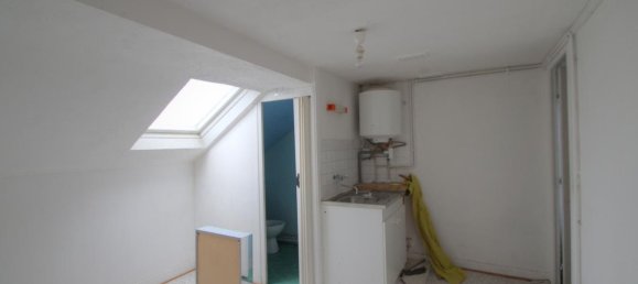 1 bedroom Apartment in Saint-Jean-de-la-Ruelle, France No. 87064 7