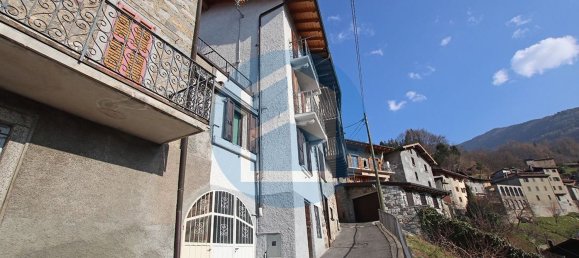 3 rooms House in Bienno, Italy No. 214878 6