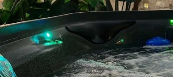 2 bedrooms Penthouse in Mesa Geitonia, Cyprus No. 8122 4