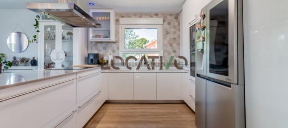 4 bedrooms House in Navas del Rey, Spain No. 167670 5