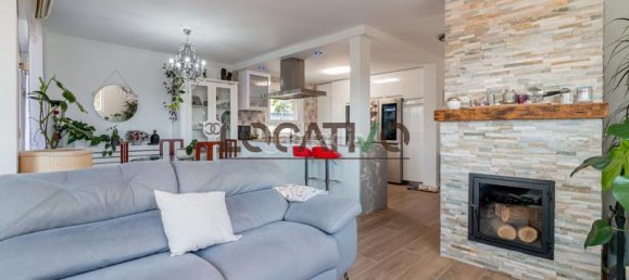 4 bedrooms House in Navas del Rey, Spain No. 167670 12