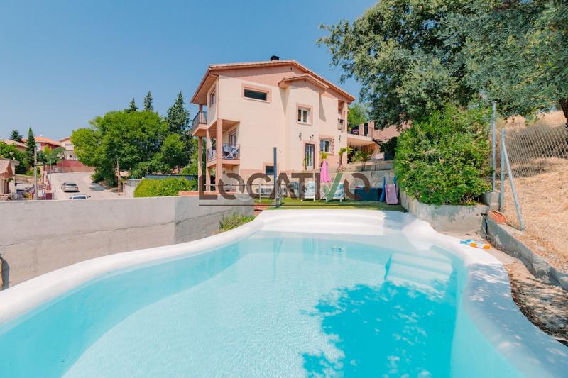 4 bedrooms House in Navas del Rey, Spain No. 167670