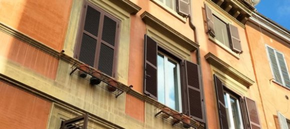 Квартира с 2 комнатами в Рим, Италия № 46229 5