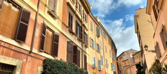 Квартира с 2 комнатами в Рим, Италия № 46229 2