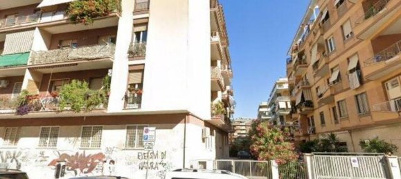 3 Schlafzimmer Wohnung in Rome, Italy, Nr. 376855 2