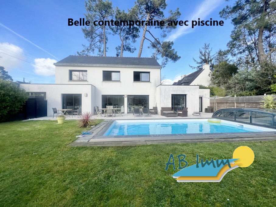 5 bedrooms House in Ploemeur, France No. 318082