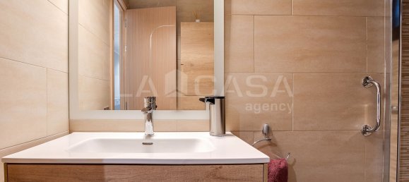 2 bedrooms Apartment in Badalona, Spain No. 47295 4