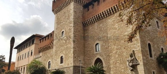 3-salle Appartement à Carrara, Italy No. 99765 17