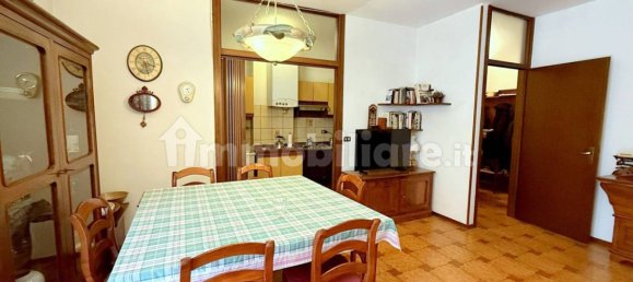 2 bedrooms Apartment in Verona, Italy No. 272519 4