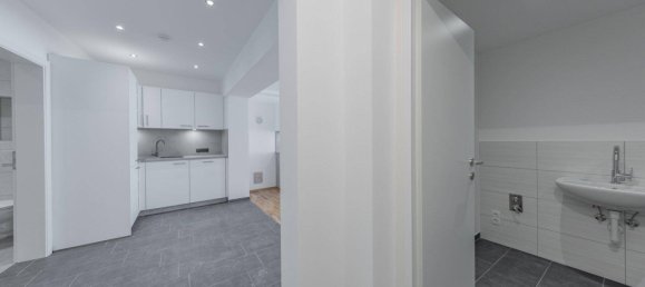 2 rooms Apartment in Hall in Tirol, Austria No. 230024 9