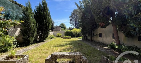 6 bedrooms House in Chartres, France No. 99369 42