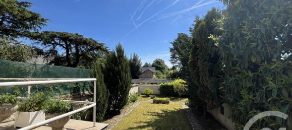 6 bedrooms House in Chartres, France No. 99369 53