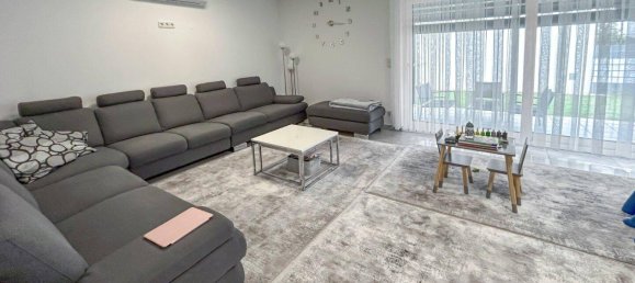 4 rooms Townhouse in Strasshof an der Nordbahn, Austria No. 174013 4