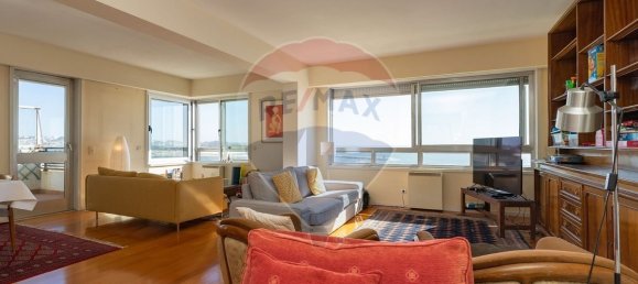 3 Schlafzimmer Wohnung in Porto, Portugal, Nr. 132210 4