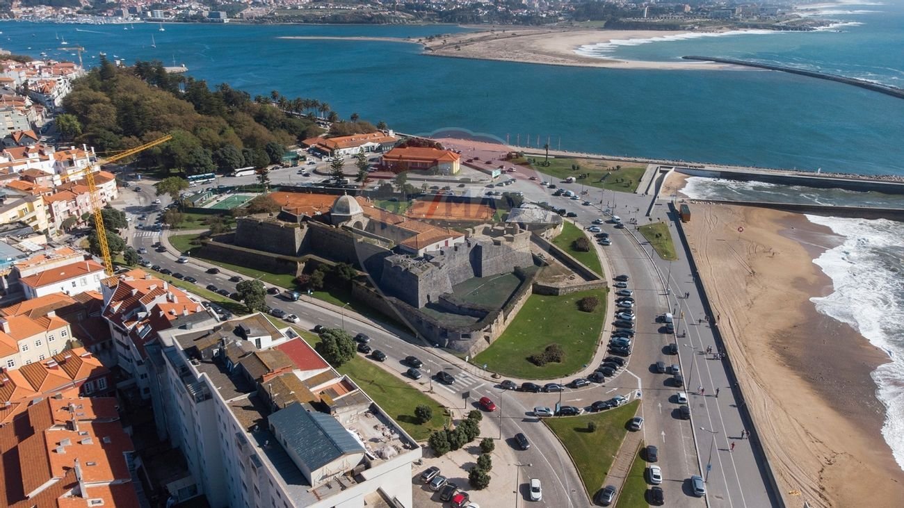 3 Schlafzimmer Wohnung in Porto, Portugal, Nr. 132210