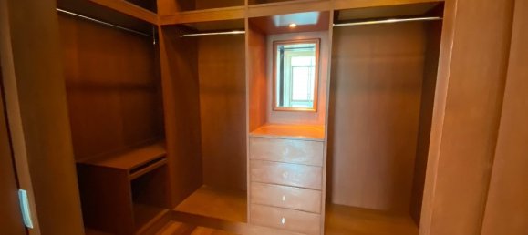 4 bedrooms Cafe / restaurant in Bangkok, Thailand No. 6656 17