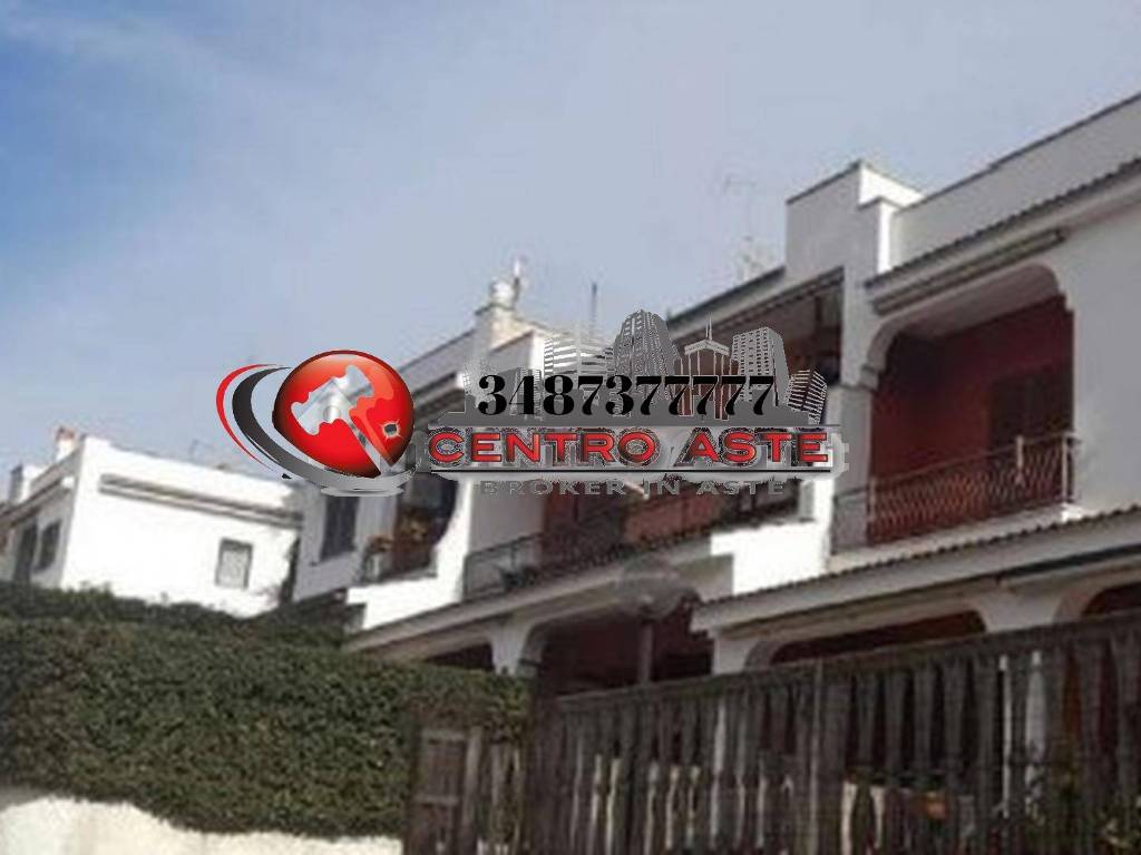 4 bedrooms Villa in Anzio, Italy No. 290269