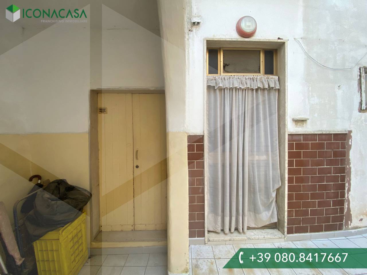 3غرفة شقة في Noicattaro, Italy رقم 20456